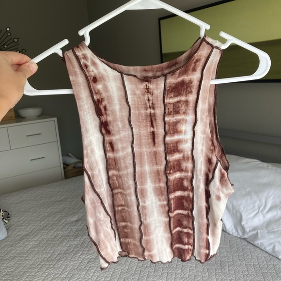 Brown tie dye tank top 🐻 - Picture 2 of 6
